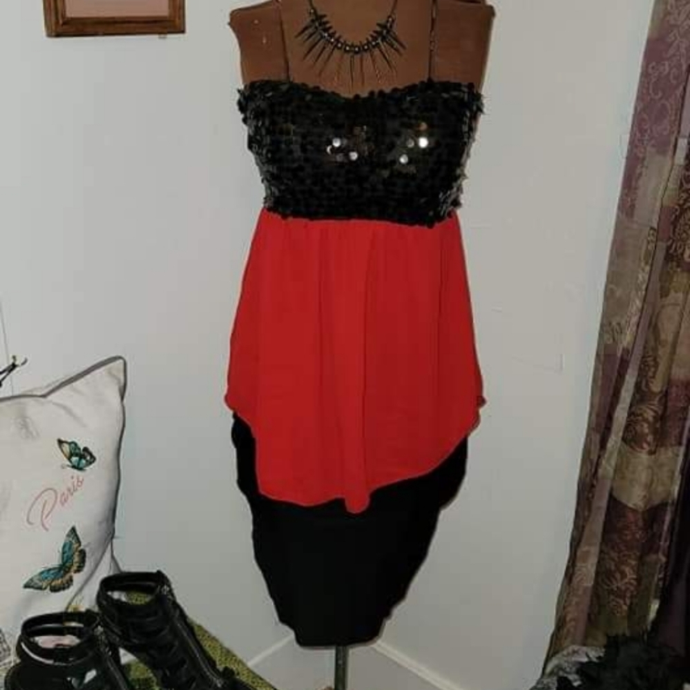 Sequence strapless